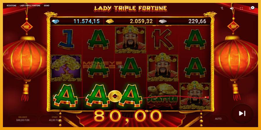 Lady Triple Fortune automat za igre na sreću, slika 3